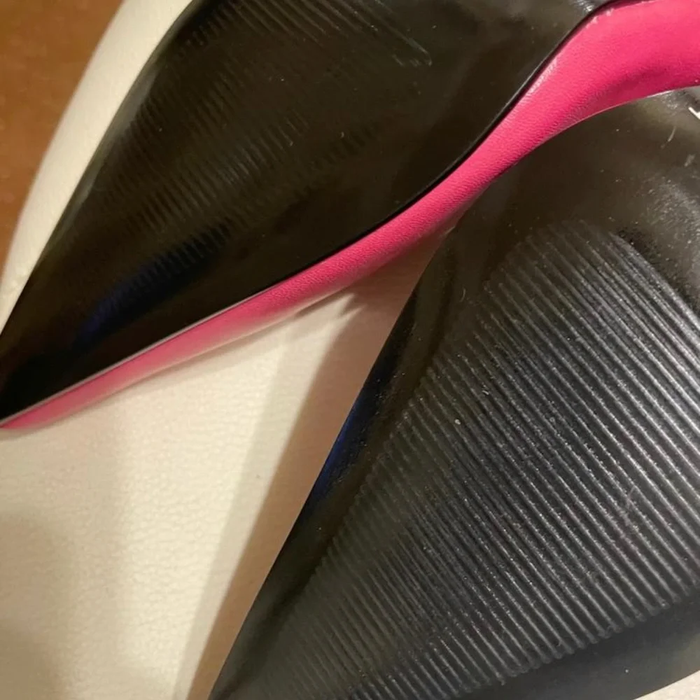 Size 61/2 9 West shoes - Picture 5 of 7